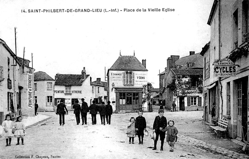 Ville de Saint-Philbert-de-Grand-Lieu (Bretagne).