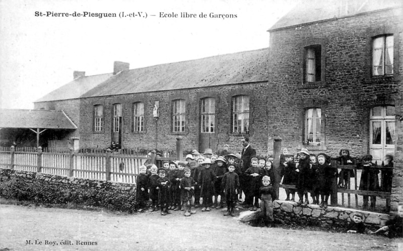 Ville de Saint-Pierre-de-Plesguen (Bretagne).