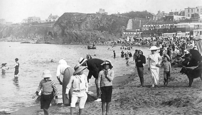 Saint-Quay-Portrieux (Bretagne) : Plage.