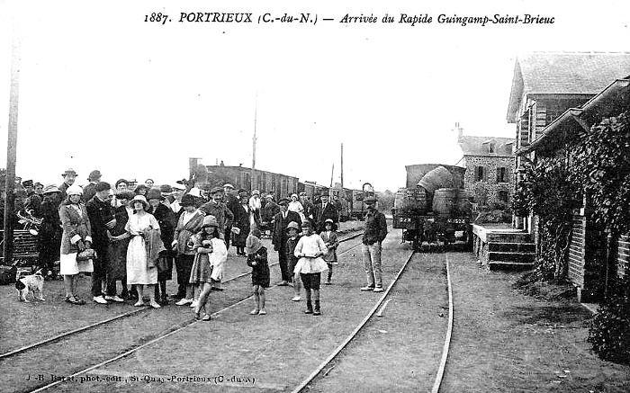 Saint-Quay-Portrieux (Bretagne) : gare.