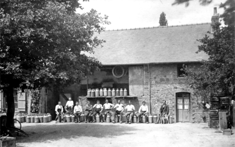 La laiterie de Saint-Sglin (Bretagne).