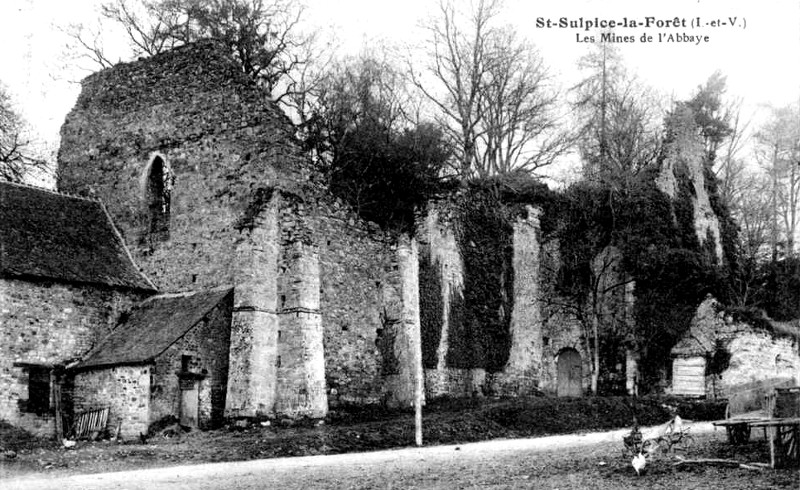 Ruines de Saint-Sulpice-la-Forêt (Bretagne).