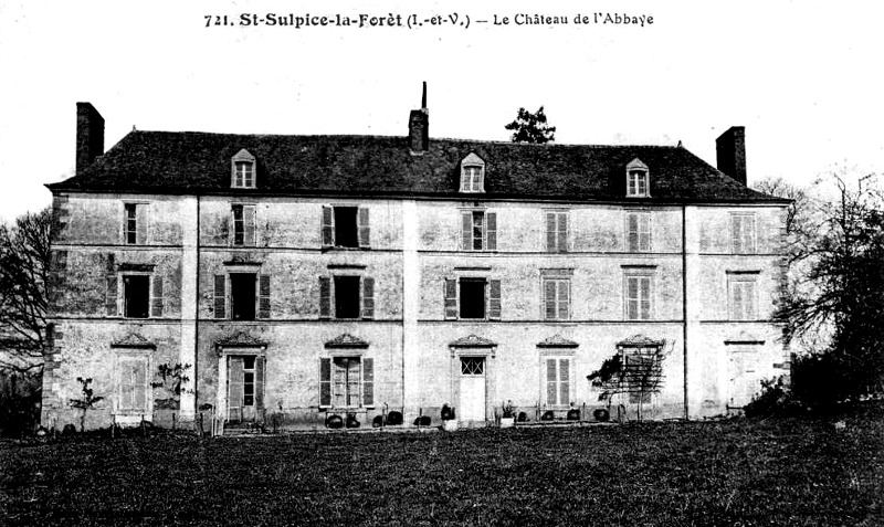 Château de l'Abbaye à Saint-Sulpice-la-Forêt (Bretagne).