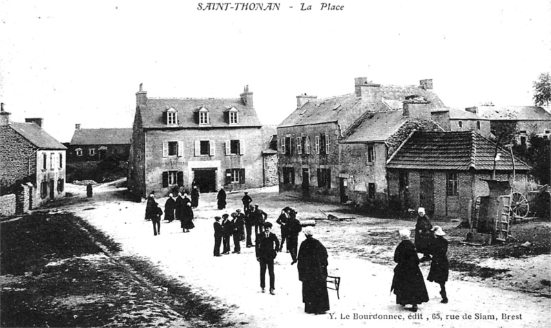 Ville de Saint-Thonan (Bretagne).