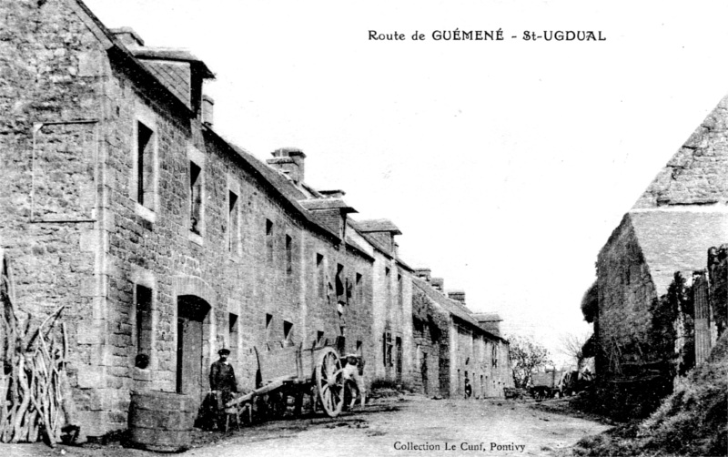 Ville de Saint-Tugdual (Bretagne).