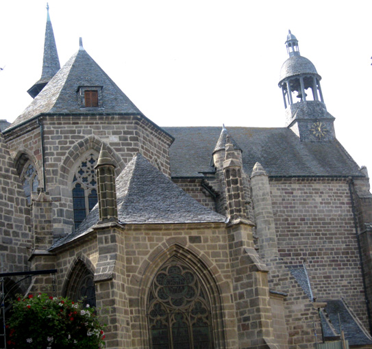 Saint-Brieuc (Bretagne) : cathédrale Saint-Etienne (façade Est)