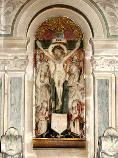 Basilique de Sainte-Anne-d'Auray : l'autel de la Sainte Vierge