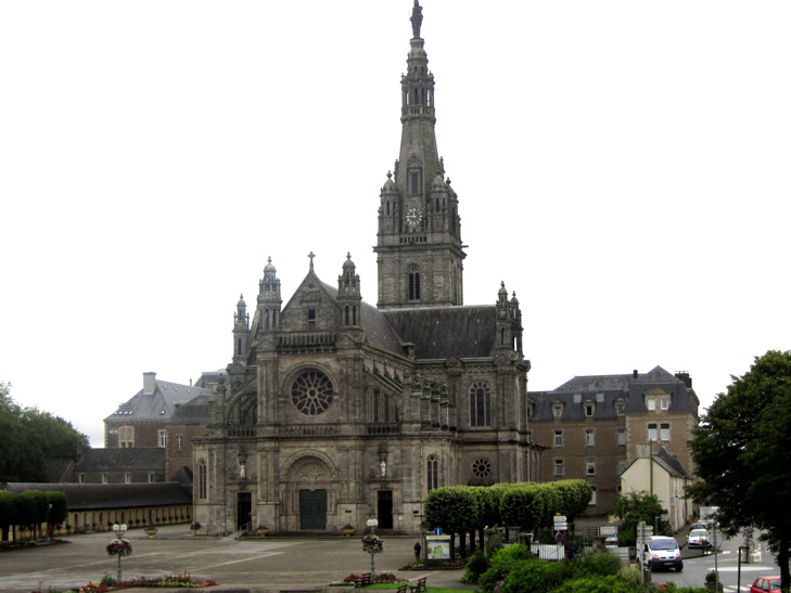 La Basilique de Sainte-Anne-d'Auray