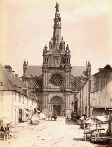 L'ancienne esplanade de Sainte-Anne-d'Auray en 1880