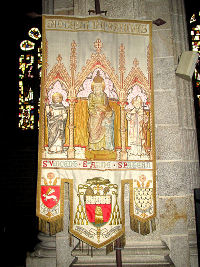 Bannire de la basilique Sainte-Anne-d'Auray