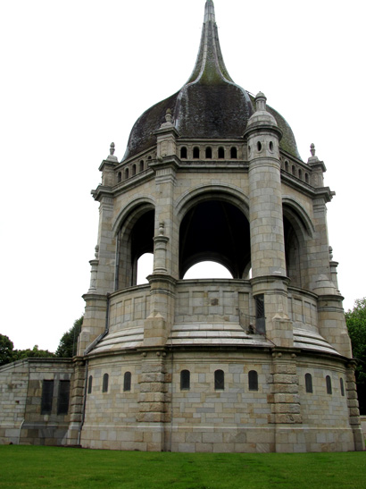 Mmorial de Sainte-Anne-d'Auray