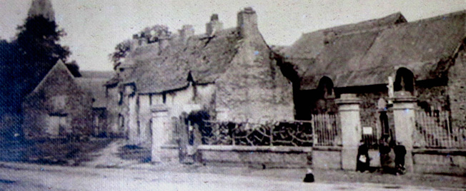 Maison d'Yves Nicolazic  Sainte-Anne-d'Auray