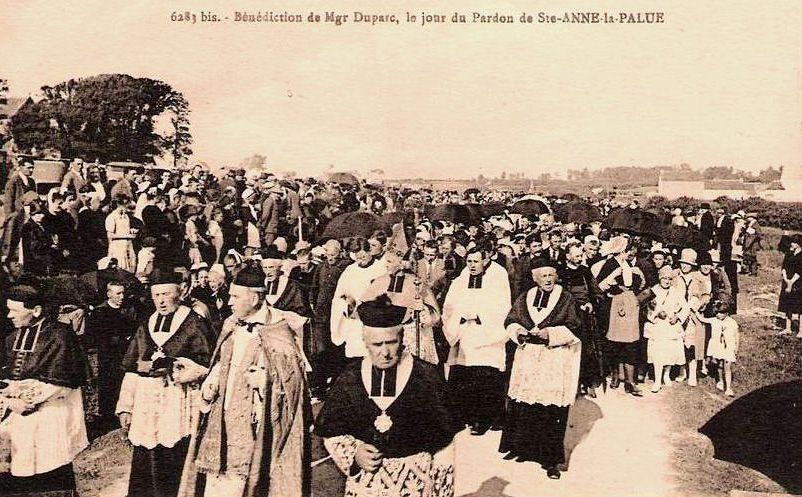 Procession de Sainte-Anne-la-Palud