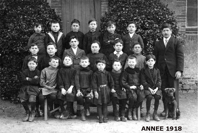 Ecole (anne 1918) de Sainte-Pazanne (Bretagne).