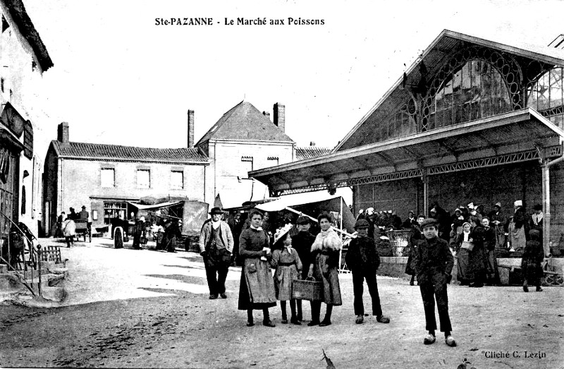 Ville de Sainte-Pazanne (Bretagne).