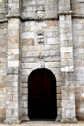 Eglise de Saint-Quay-Perros (Bretagne)