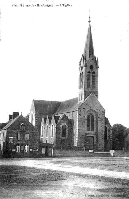 Eglise de Sens-de-Bretagne (Bretagne).