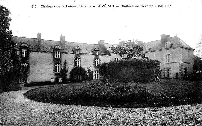 Chteau de la Cour  Svrac (anciennement en Bretagne).