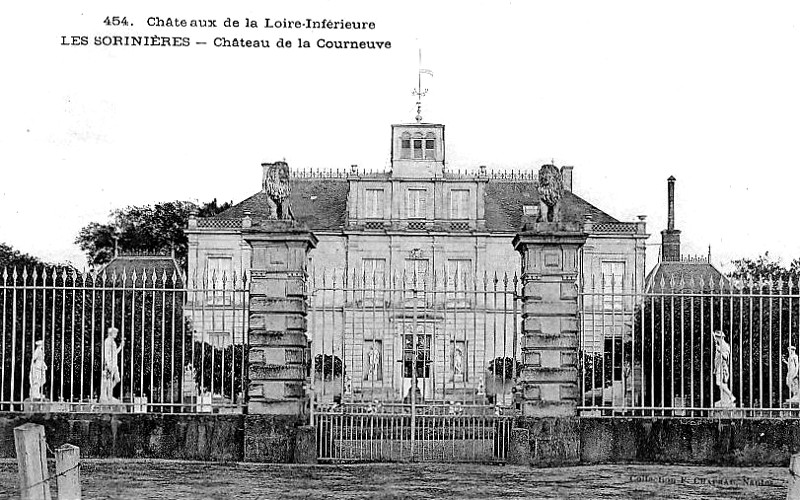 Chteau de la Courneuve  Sorinires.