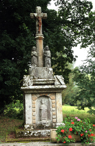 Spzet : calvaire de la chapelle Notre Dame du Crann ou Krann