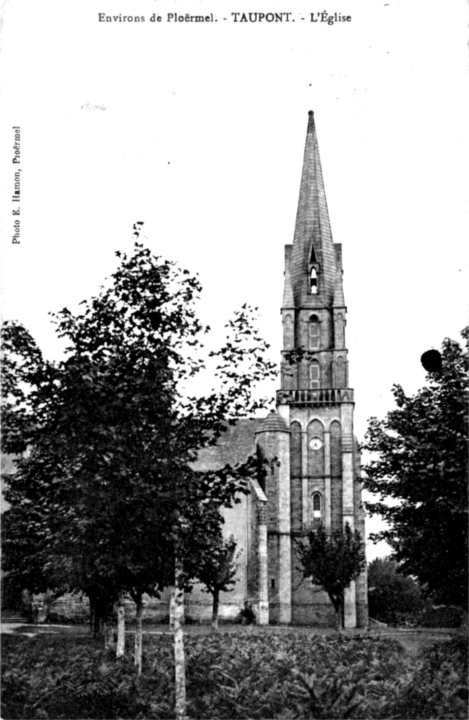 Nouvelle glise de Taupont (Bretagne).