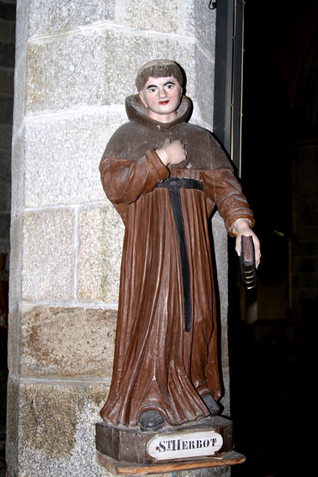 Eglise Saint-Pierre de Tonqudec (Bretagne)