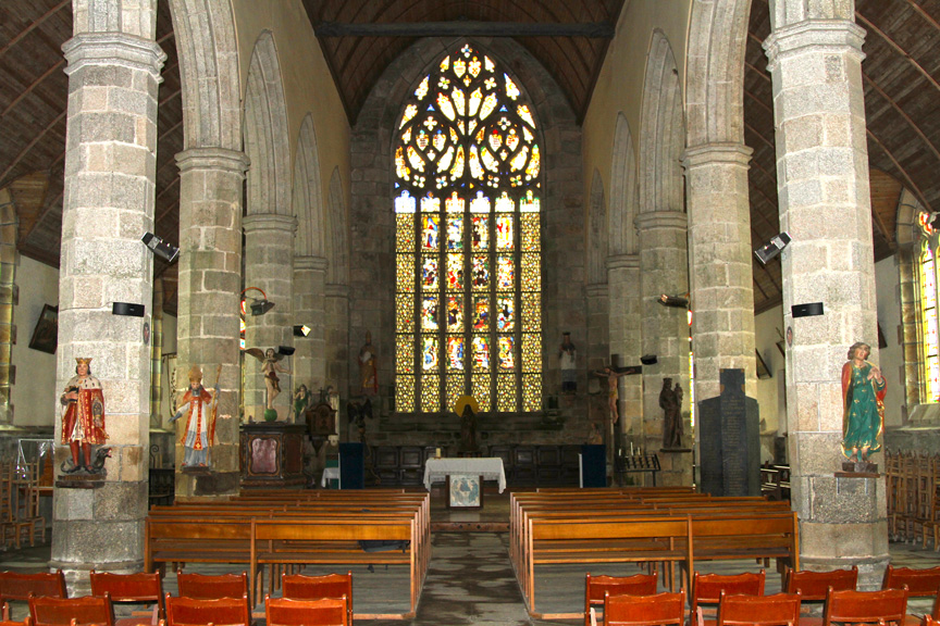 Eglise Saint-Pierre de Tonqudec (Bretagne)