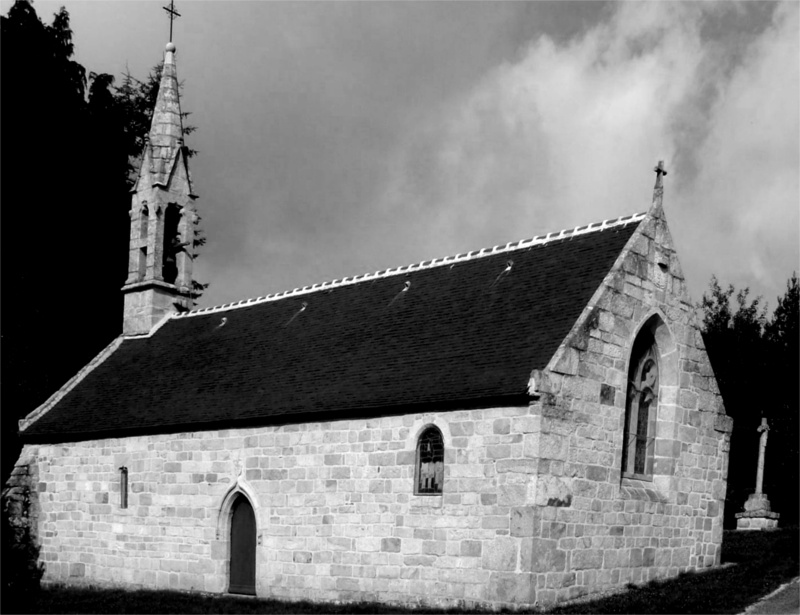 Chapelle Sainte-Candide de Tourch (Bretagne).