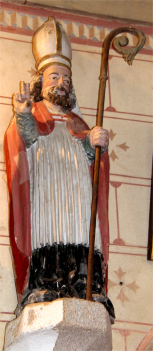 Statue de l'glise de Trduder (Bretagne).