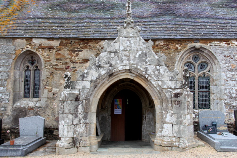 Trduder (Bretagne) : l'glise Saint-Thodore.