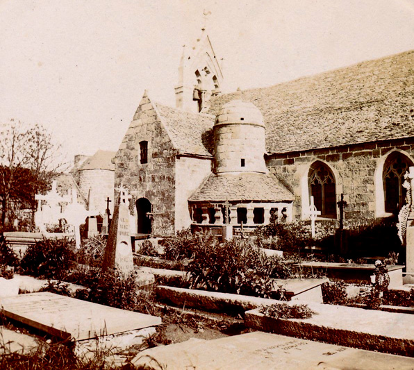 Eglise de Trgastel (Bretagne)