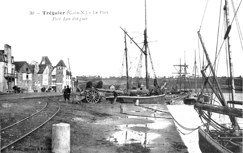 Le port de Trguier (Bretagne).