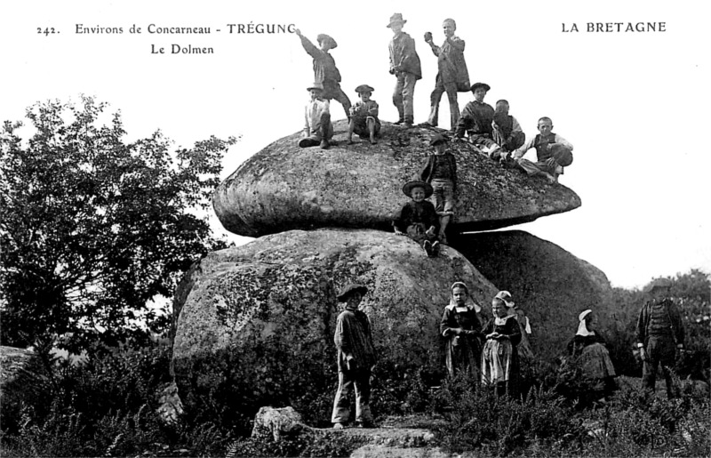 Dolmen de Trgunc (Bretagne).