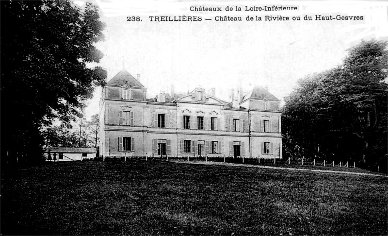 Chteau de la Rivire ou Haut-Gesvres  Treillires (Bretagne).