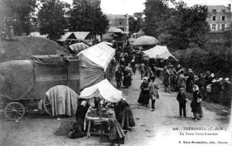 Ville de Trmreuc (Bretagne) : la foire Saint-Laurent.