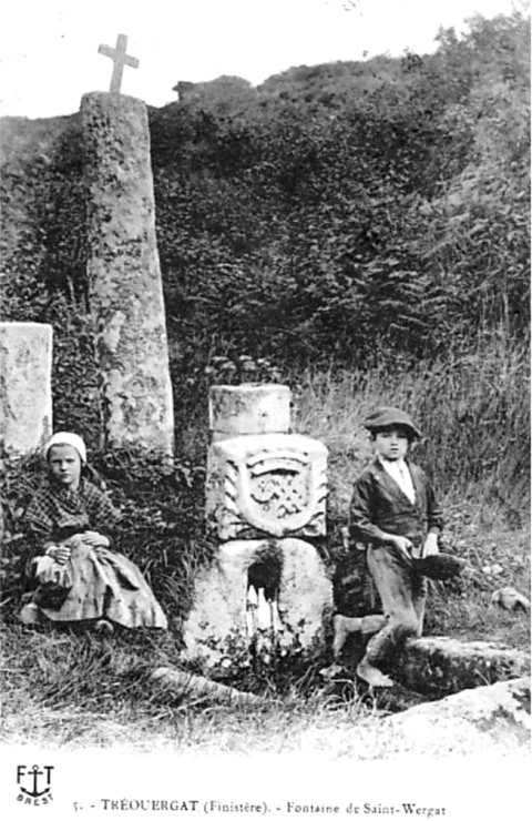 Fontaine de Trouergat (Bretagne).