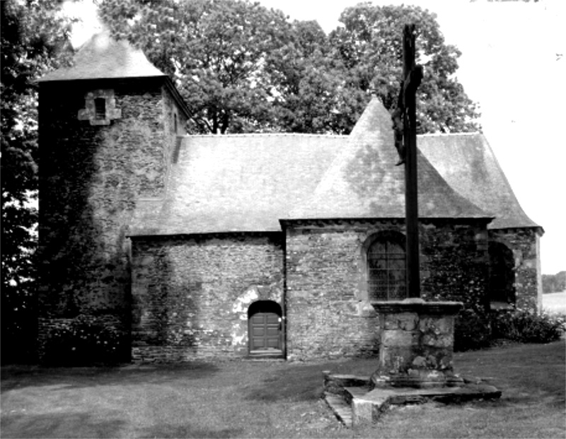 Chapelle Saint-Pierre de Trv (Bretagne).