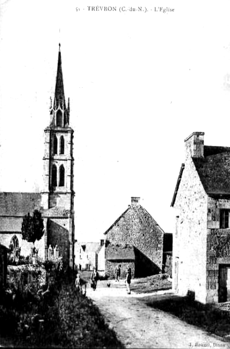 Eglise de Trvron (Bretagne).