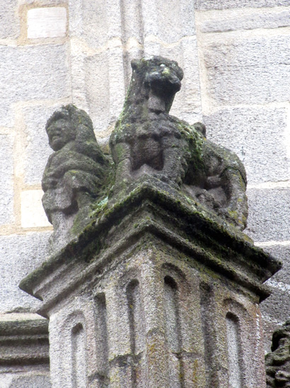 Gargouille et chimre de la cathdrale de Vannes