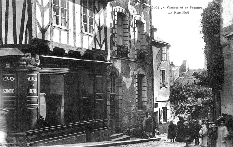 La rue No  Vannes (Bretagne).