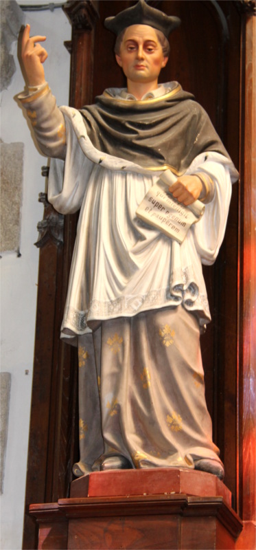 Statue de l'glise du Vieux-March (Bretagne).