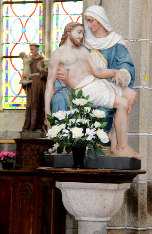 Statue de l'glise du Vieux-March (Bretagne).