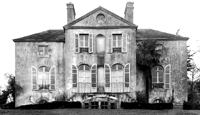 Ville d'Yvignac (Bretagne) : manoir de Kermaria.